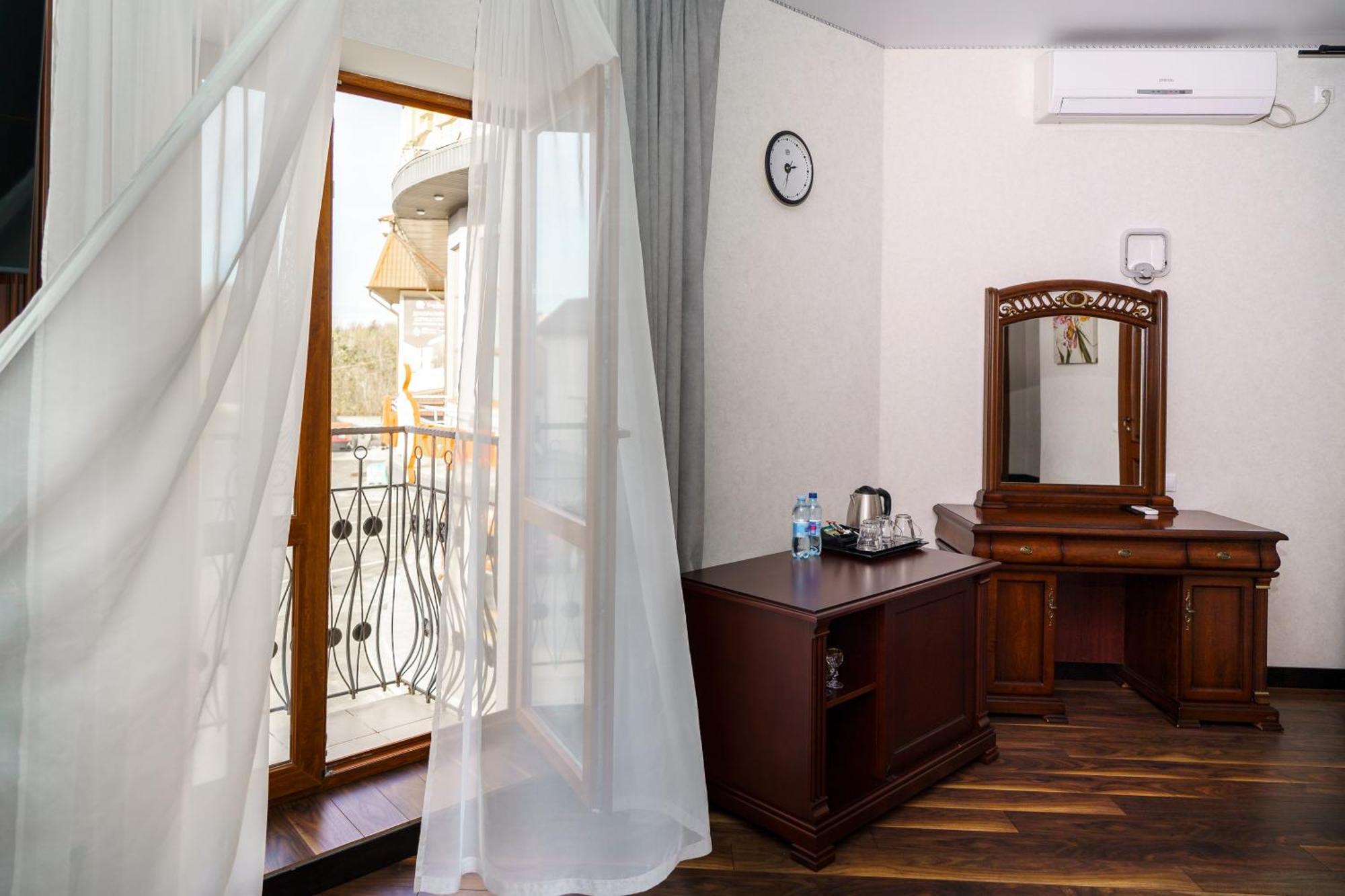 Spa-Hotel Dodo Zhytomyr Ngoại thất bức ảnh