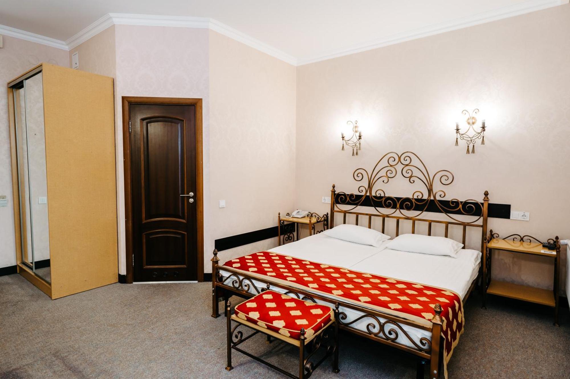 Spa-Hotel Dodo Zhytomyr Ngoại thất bức ảnh